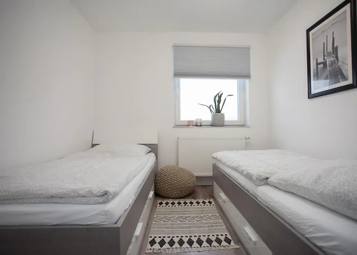 Talblick Auszeit Im Gruenen Mit Hund Apartman