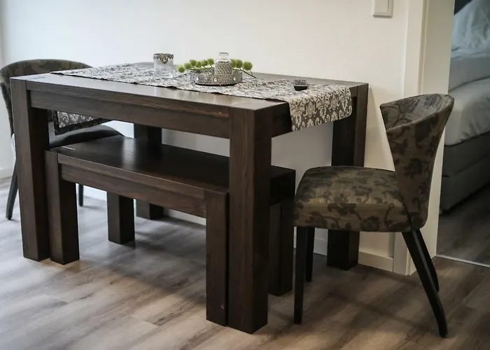 Talblick Auszeit Im Gruenen Mit Hund * Winterberg